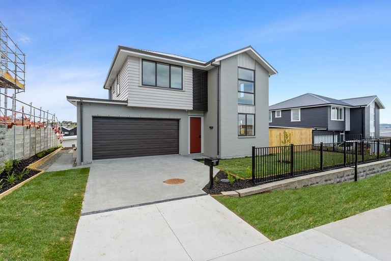 Photo of property in 22 Symes Drive, Red Beach, 0932