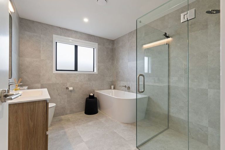 Photo of property in 68 Freedom Drive, Kelvin Grove, Palmerston North, 4414