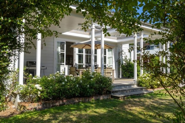 Photo of property in Raho Ruru, 2679 Martinborough Pirinoa Road, Pirinoa, Featherston, 5772