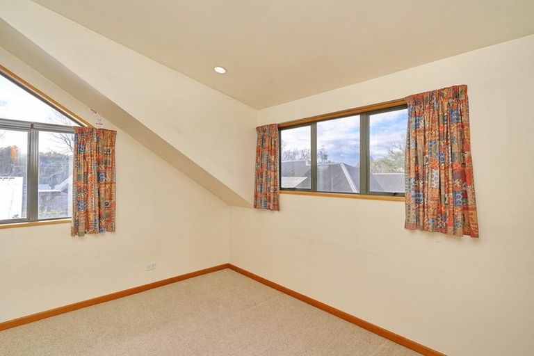 Photo of property in 251b Fifield Terrace, Opawa, Christchurch, 8023