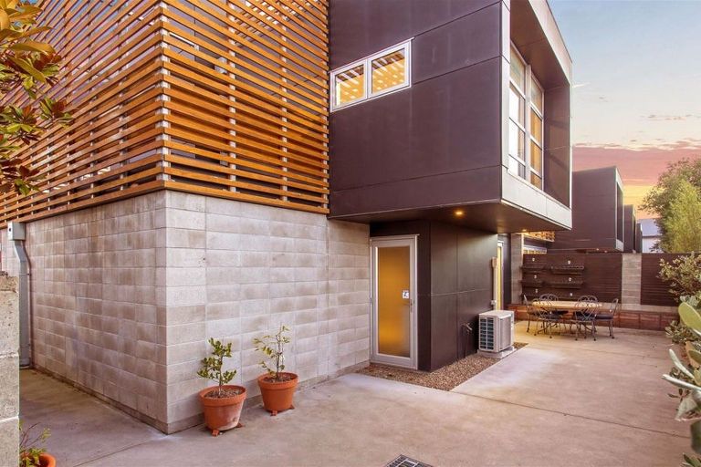 Photo of property in 73a Sherborne Street, St Albans, Christchurch, 8014