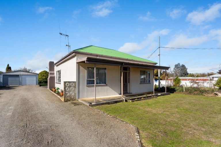 Photo of property in 20 Ormond Street, Woodville, 4920