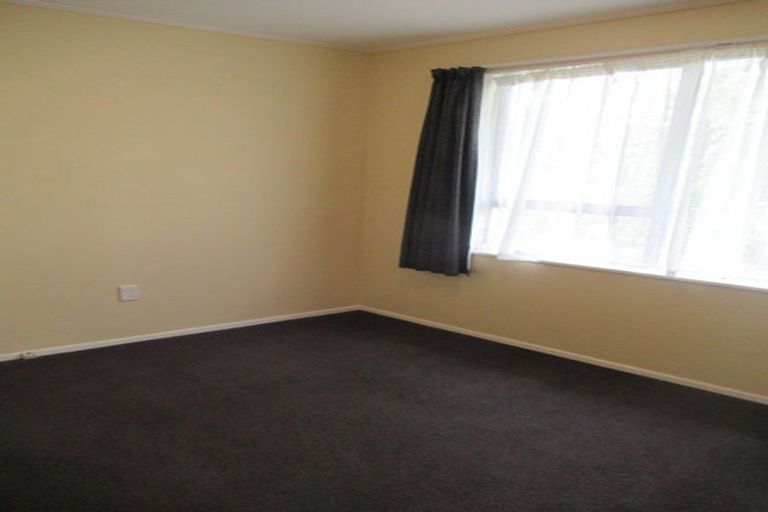 Photo of property in 13 Fenchurch Grove, Stokes Valley, Lower Hutt, 5019