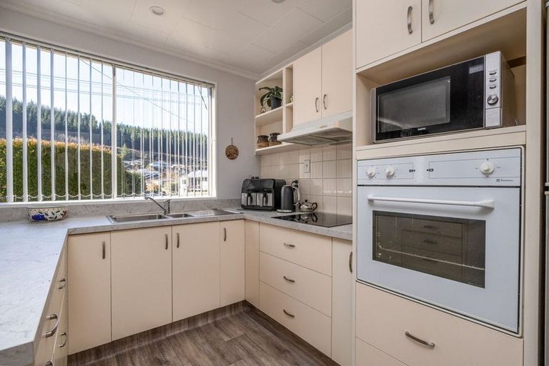Photo of property in 83 Hazlett Street, Clyde, 9330