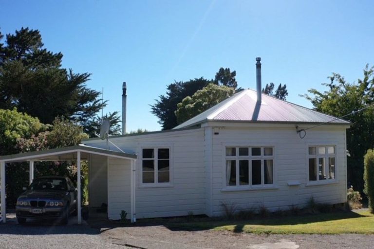 Photo of property in 3 Adolphus Street, Norsewood, 4974