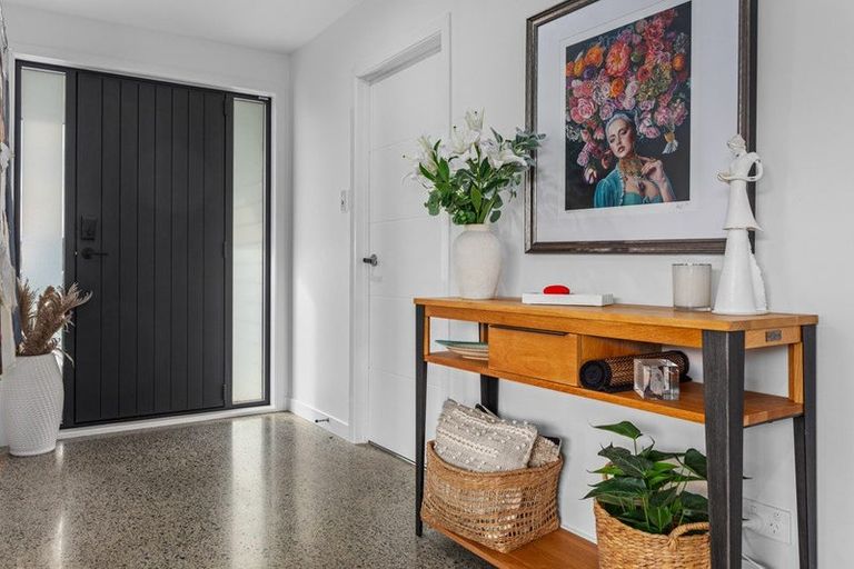 Photo of property in 9 Kotare Drive, Coastlands, Whakatane, 3120