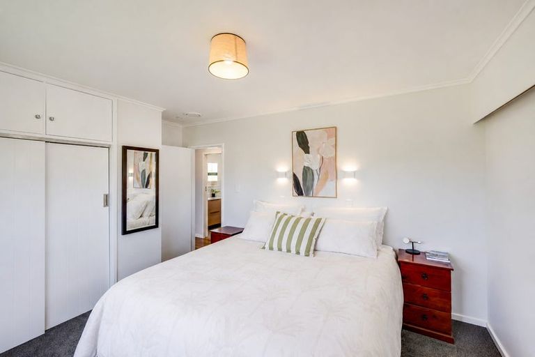 Photo of property in 16 Surrey Street, Taradale, Napier, 4112