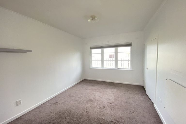 Photo of property in 57 Pakuranga Road, Pakuranga, Auckland, 2010