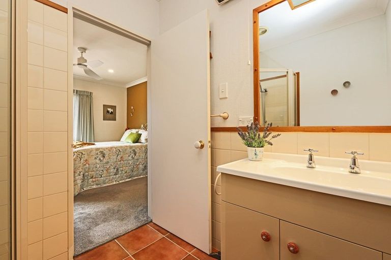 Photo of property in 59 Whiting Crescent, Greenmeadows, Napier, 4112