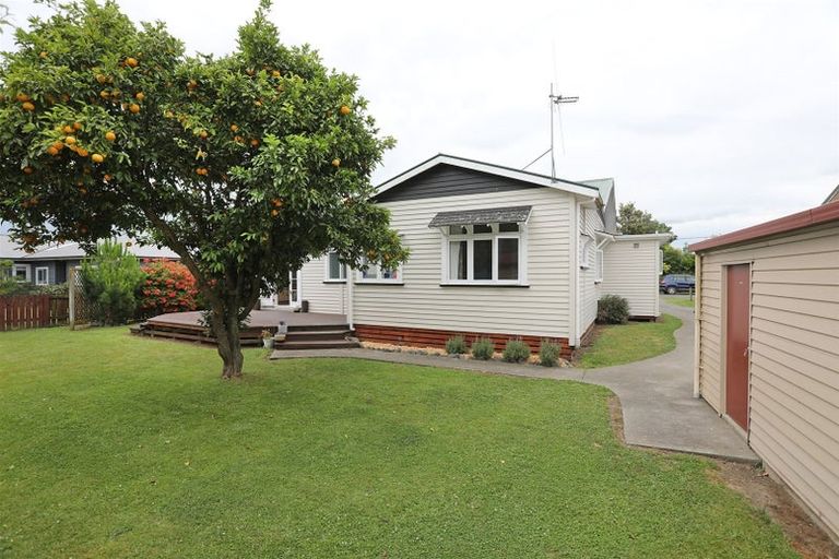 Photo of property in 9 Wilson Street, Bulls, 4818