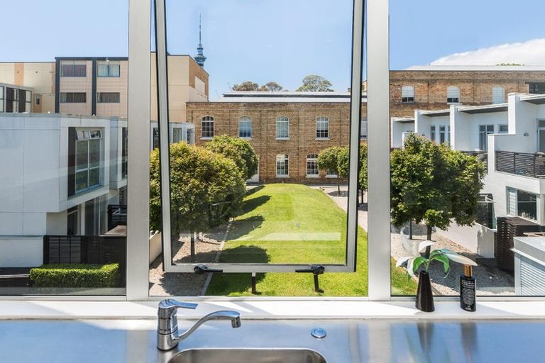 Photo of property in 18 Telpher Street, Auckland Central, Auckland, 1010