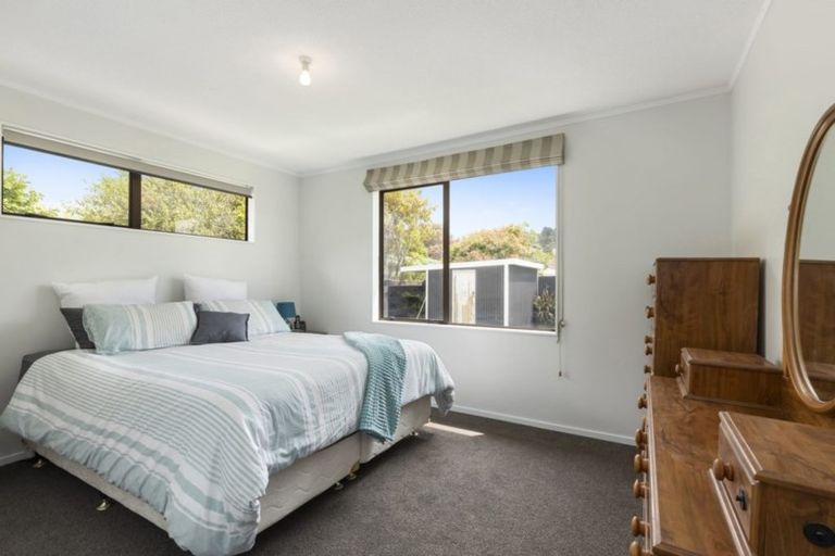 Photo of property in 2/18 Montgomery Street, Stokes Valley, Lower Hutt, 5019