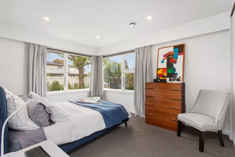 Photo of property in 70 Grahams Road, Burnside, Christchurch, 8041