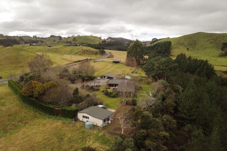 Photo of property in 529 Whangamata Road, Kinloch, Taupo, 3377