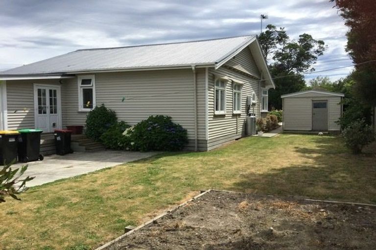 Photo of property in 34 Esther Street, Martinborough, 5711