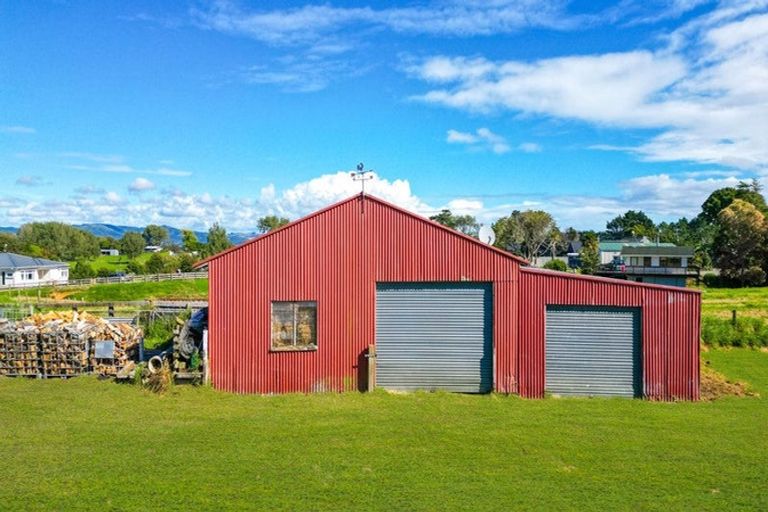 Photo of property in 133a3b The Strand, Wainuiomata, Lower Hutt, 5014