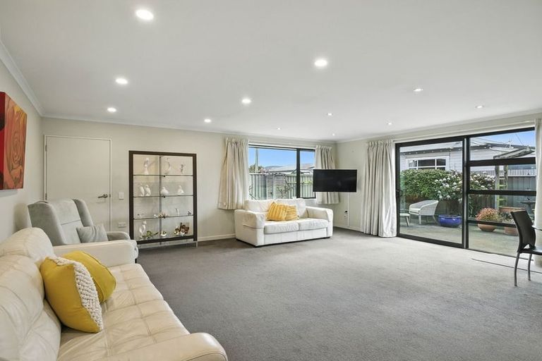 Photo of property in 7b Lanark Street, Mosgiel, 9024