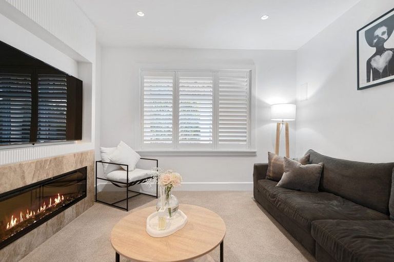 Photo of property in 67 Wairakei Road, Bryndwr, Christchurch, 8052