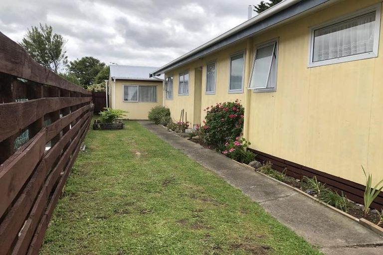 Photo of property in 446b Fergusson Drive, Heretaunga, Upper Hutt, 5018