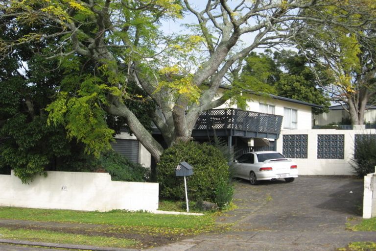 Photo of property in 10 Valencia Place, Manurewa, Auckland, 2102