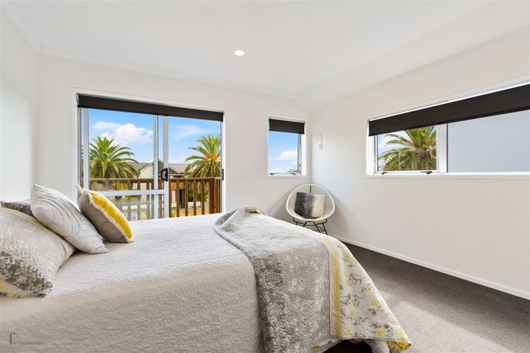 Photo of property in 67 Buckley Avenue, Hobsonville, Auckland, 0616