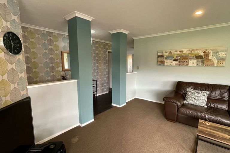 Photo of property in 30 Kestrel Avenue, Welcome Bay, Tauranga, 3112