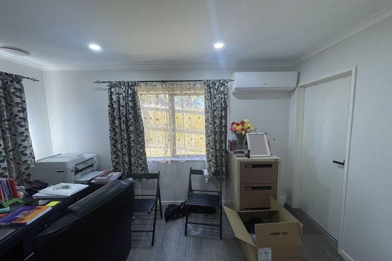 Photo of property in 5 Hawkley Close, Flat Bush, Auckland, 2019