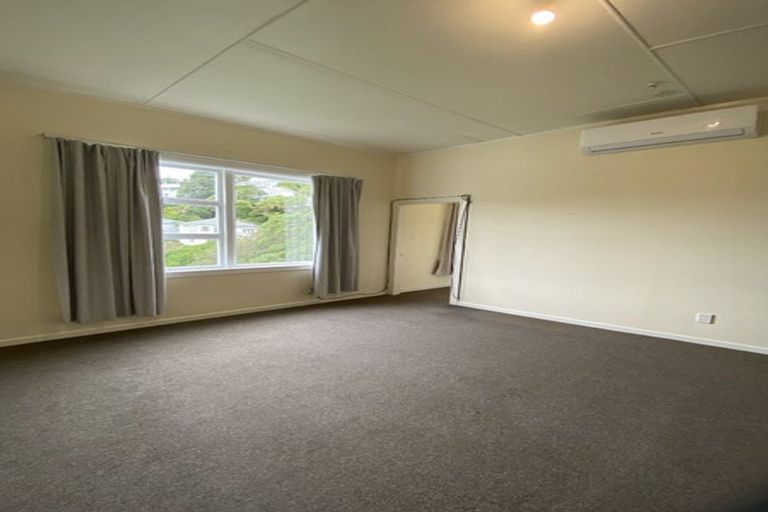 Photo of property in 164 Glenmore Street, Northland, Wellington, 6012
