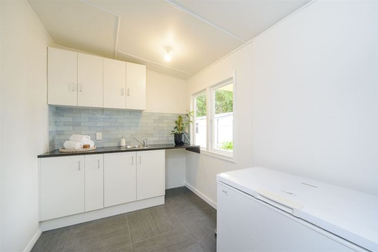 Photo of property in 30 Lyndhurst Street, Takaro, Palmerston North, 4412