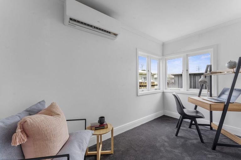 Photo of property in 1/256 Porchester Road, Takanini, 2112