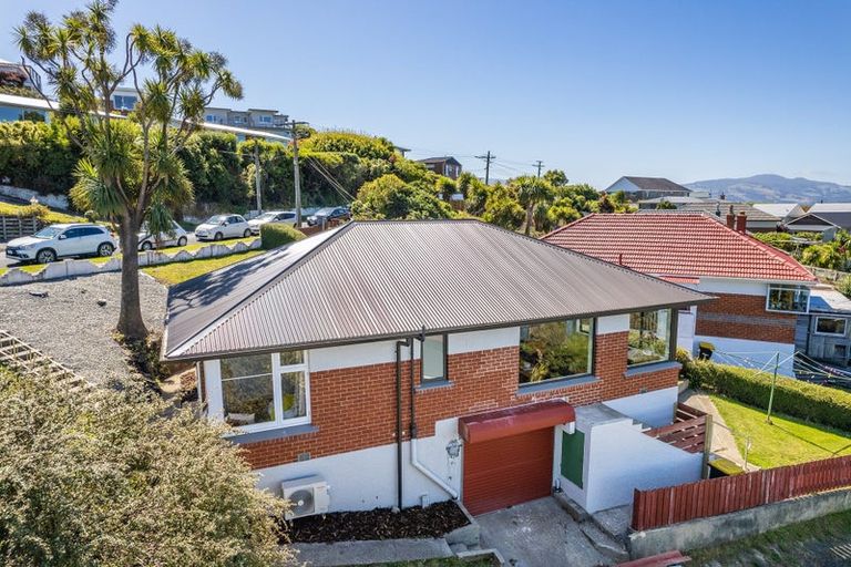 Photo of property in 19 Seaview Terrace, Kew, Dunedin, 9012