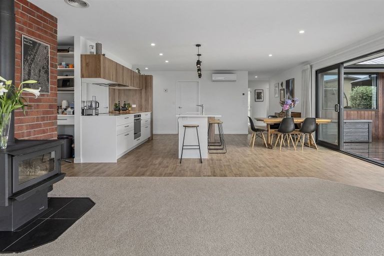 Photo of property in 110 Waikite Road, Welcome Bay, Tauranga, 3175