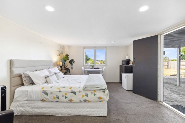 Photo of property in 22 Sunset Street, Hilltop, Taupo, 3330