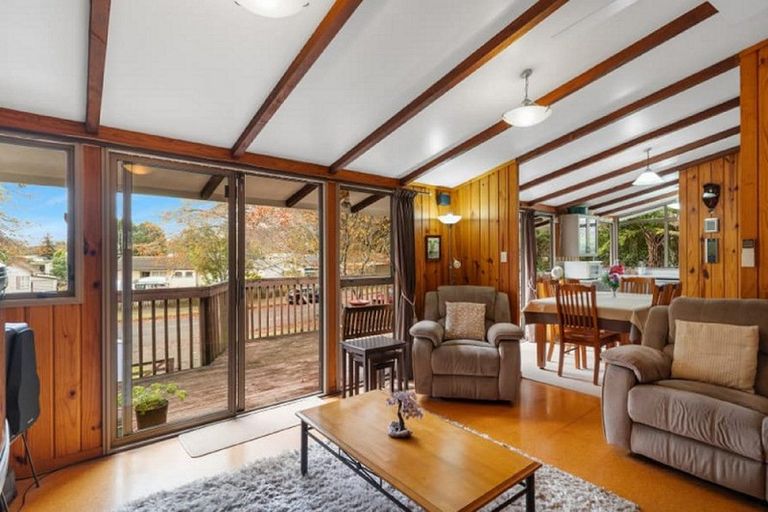 Photo of property in 48 Redcrest Avenue, Red Hill, Papakura, 2110