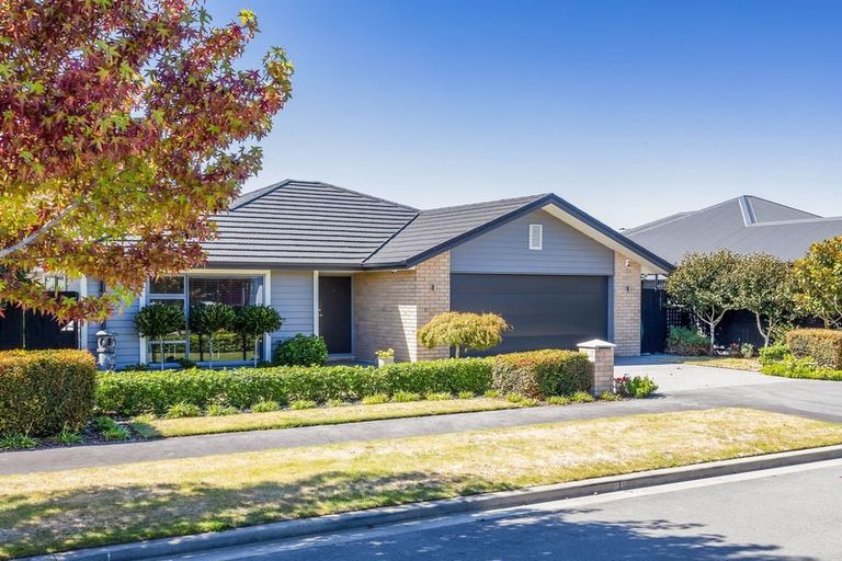 Photo of property in 30 Taiore Crescent, Marshland, Christchurch, 8083
