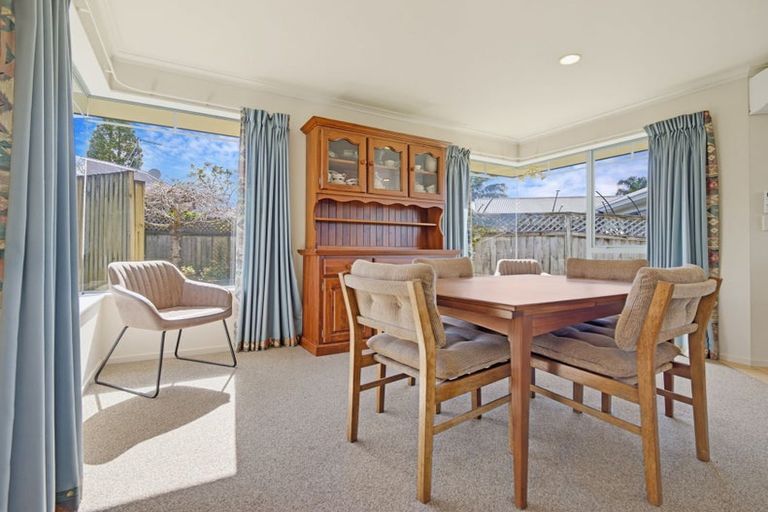 Photo of property in 10 Chatswood Place, Rototuna, Hamilton, 3210