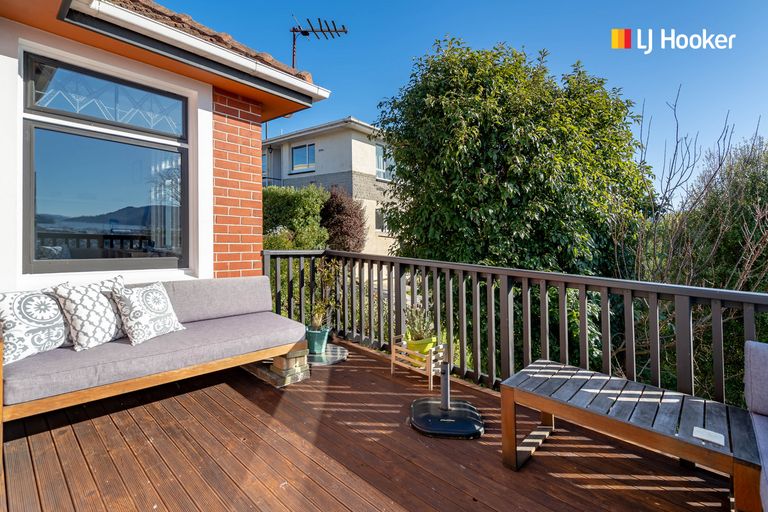 Photo of property in 31 Bangor Terrace, Kew, Dunedin, 9012