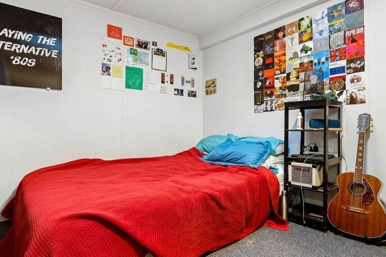 Photo of property in 33b Lochee Road, Upper Riccarton, Christchurch, 8041