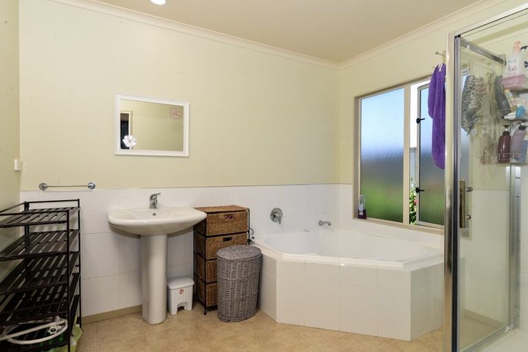 Photo of property in 9 Merlot Place, Rototuna, Hamilton, 3210