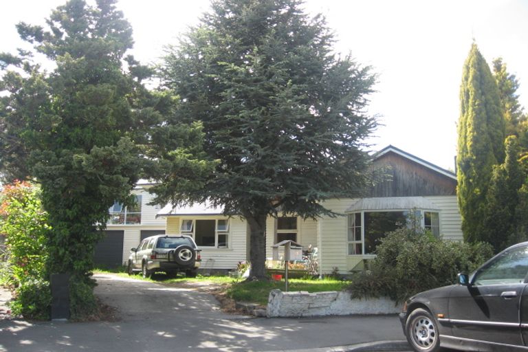 Photo of property in 13 Ardmore Place, Bishopdale, Christchurch, 8053