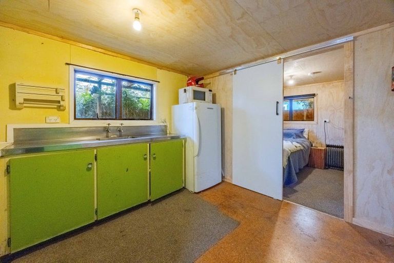 Photo of property in 11 Holden Avenue, Haumoana, 4102