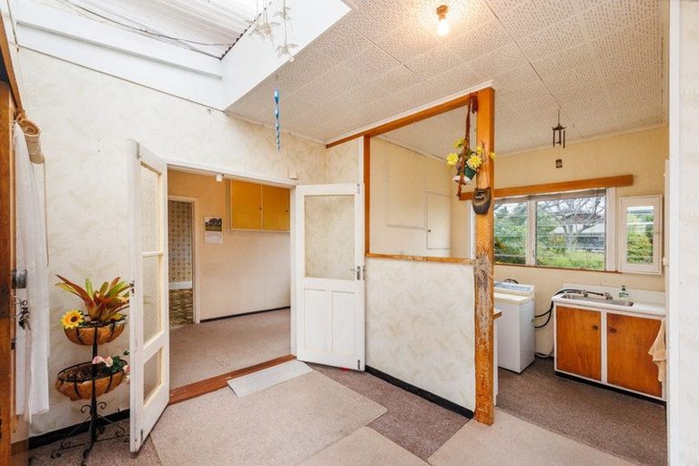 Photo of property in 45 Limbrick Street, Terrace End, Palmerston North, 4410