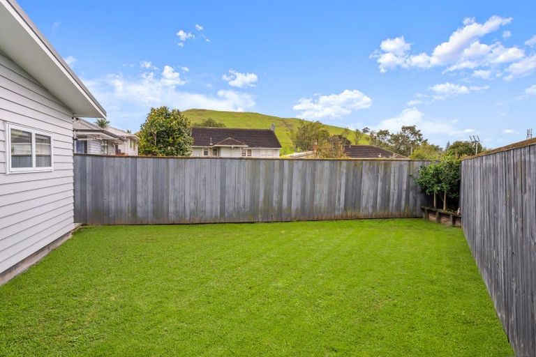 Photo of property in 187a Wallace Road, Mangere Bridge, Auckland, 2022