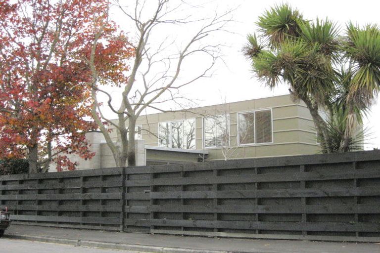 Photo of property in 1 Abberley Crescent, St Albans, Christchurch, 8014