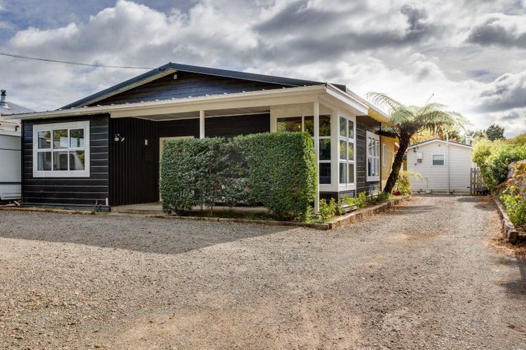 Photo of property in 24 Tararua Street, Pahiatua, 4910