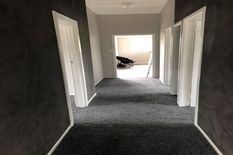 Photo of property in 28 Cross Street, Raglan, 3225