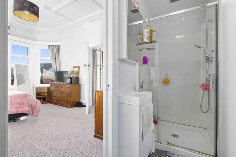 Photo of property in 63a Royal Crescent, Saint Kilda, Dunedin, 9012