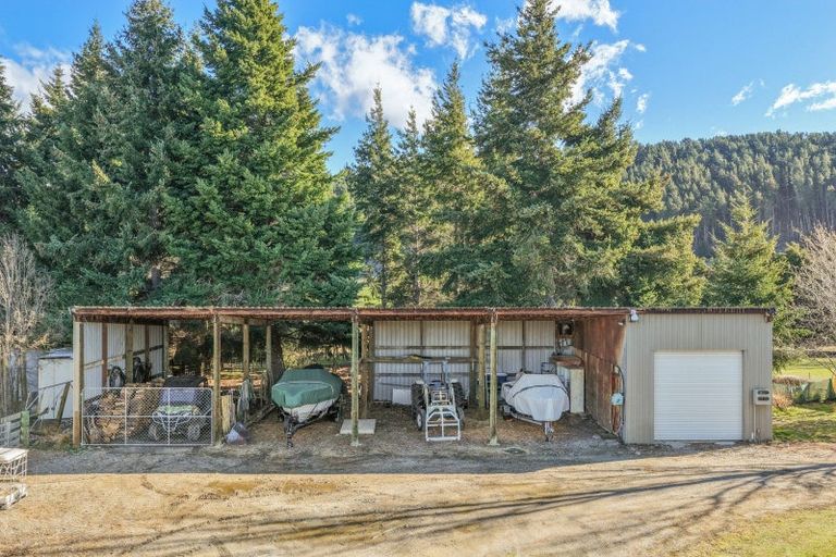 Photo of property in 1153 Wanaka-luggate Highway, Luggate, Wanaka, 9382