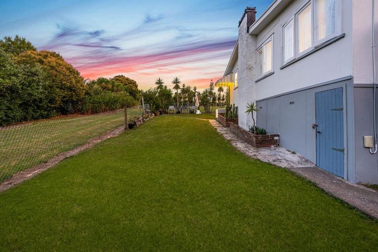 Photo of property in 1/33 Lavelle Road, Henderson, Auckland, 0612