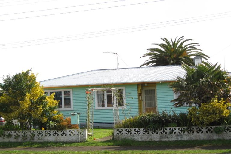 Photo of property in 12 George Street, Waitara, 4320